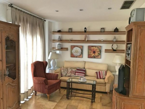 Dúplex con patio junto al centro